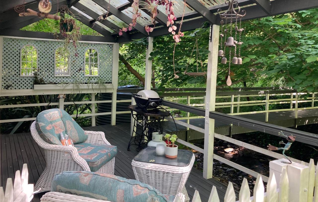 Aldgate Valley Bed And Breakfast エクステリア 写真